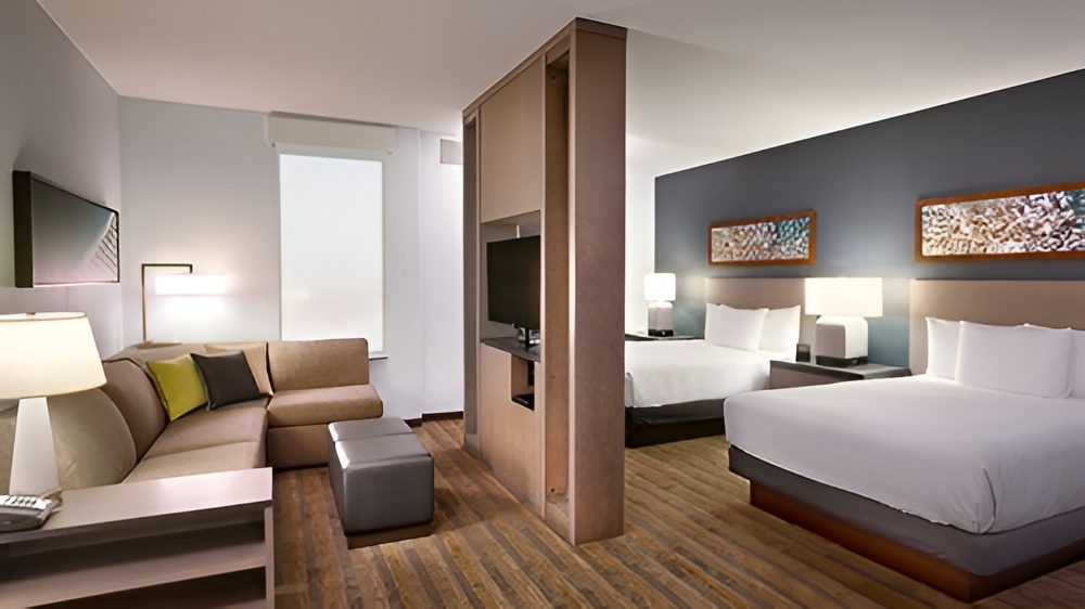 5 Perbedaan Guest House dan Hotel yang Wajib Diketahui Wisatawan agar Liburan Semakin Nyaman