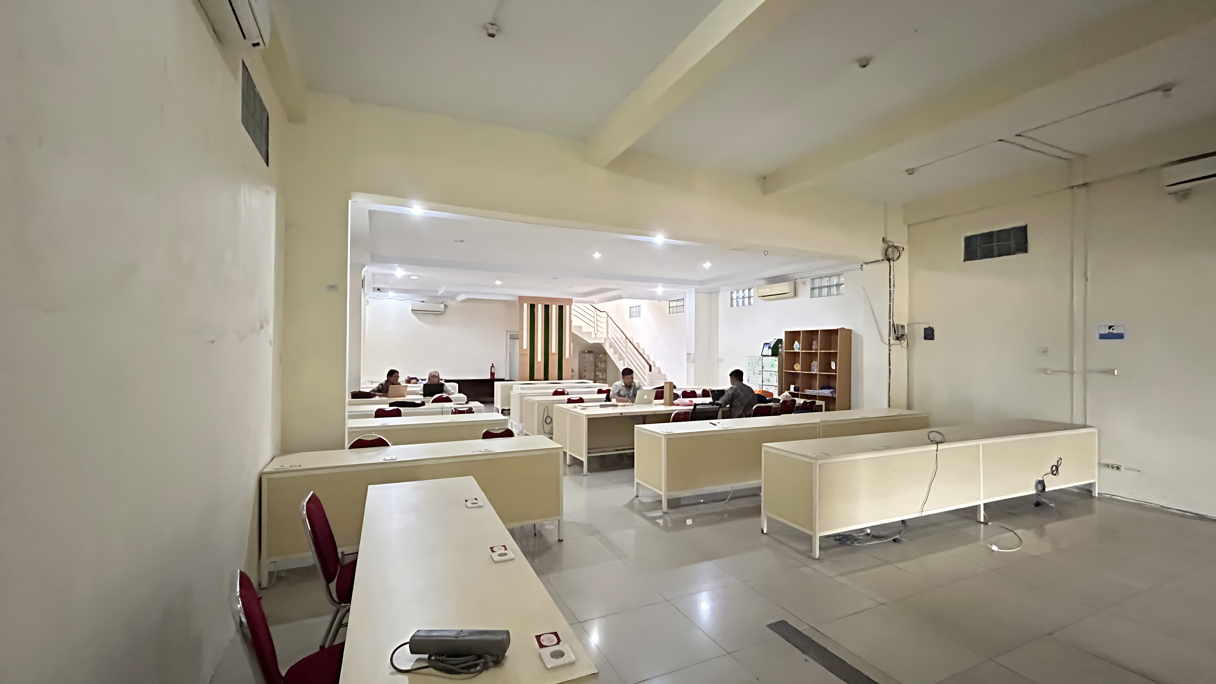 Rekomendasi Harga Sewa Coworking Space Jogja di Ekola